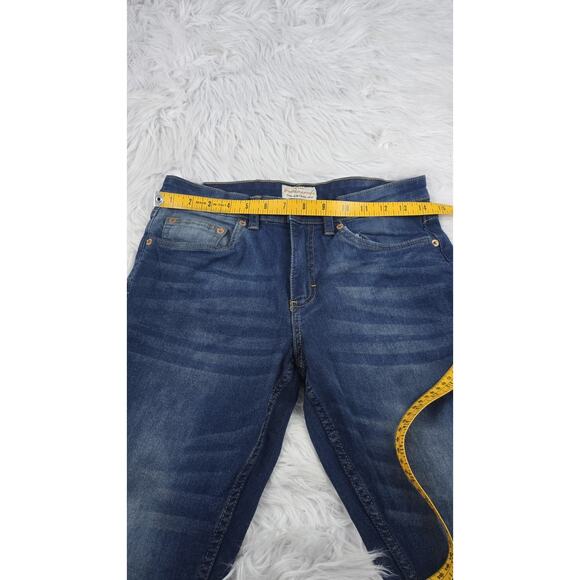 Weatherproof Vintage Girl's Size 16 Skinny Fit Jeans Blue Denim Jeans - Picture 7 of 10